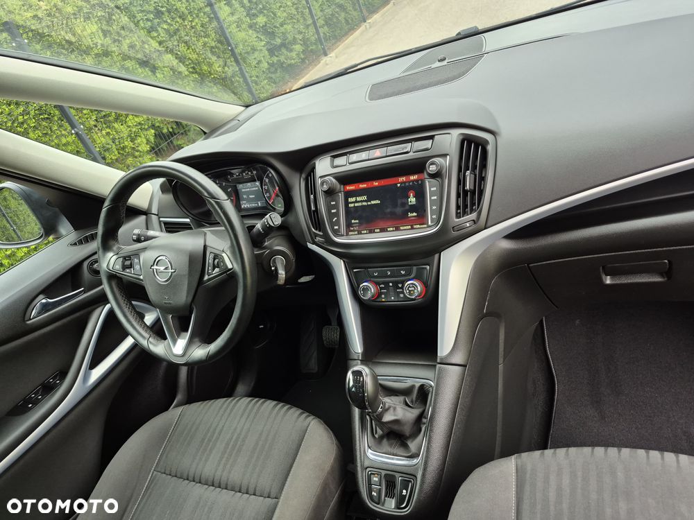 Opel Zafira Tourer 1.4 Turbo Business Innovation - 24