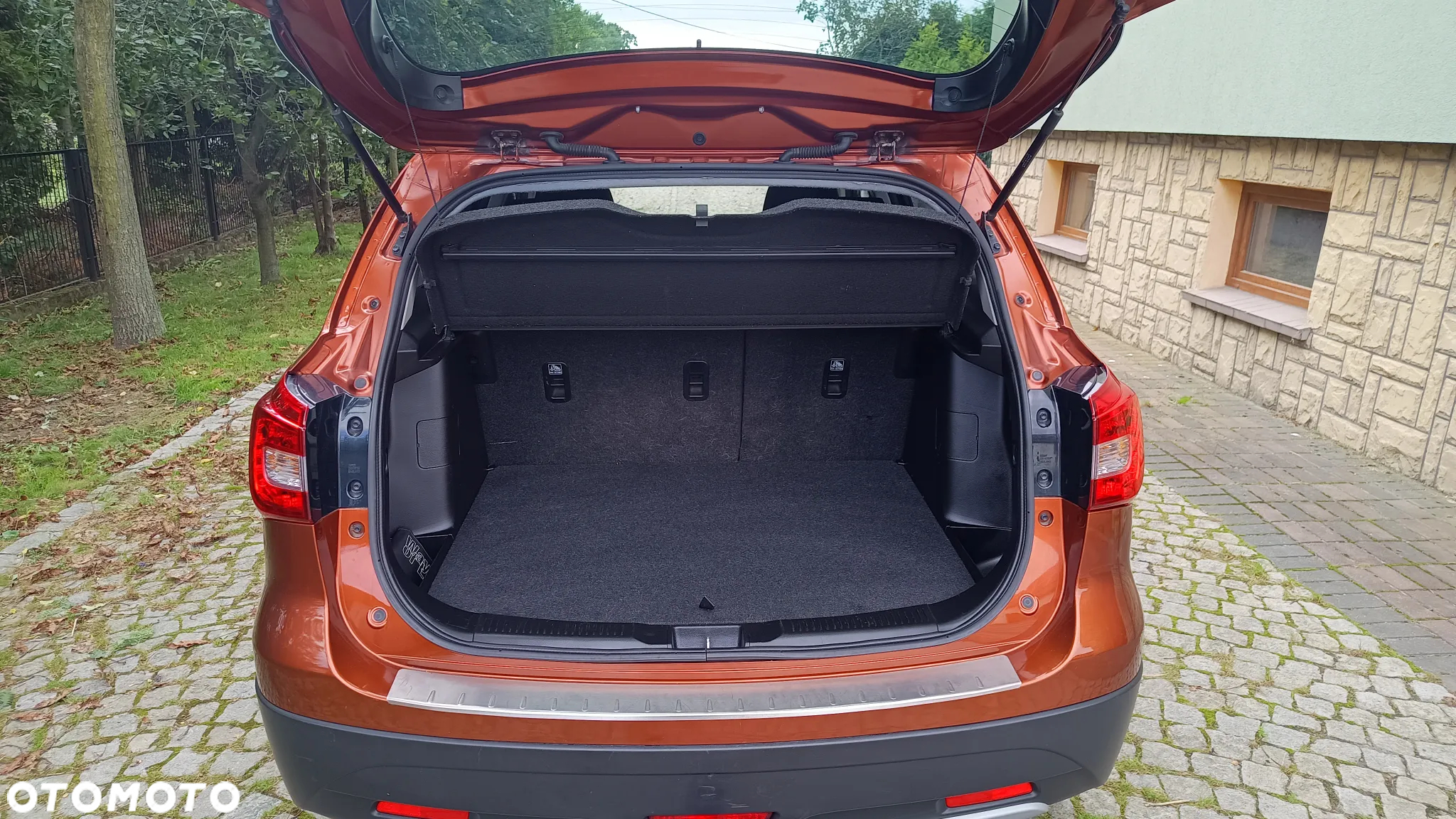 Suzuki SX4 - 12