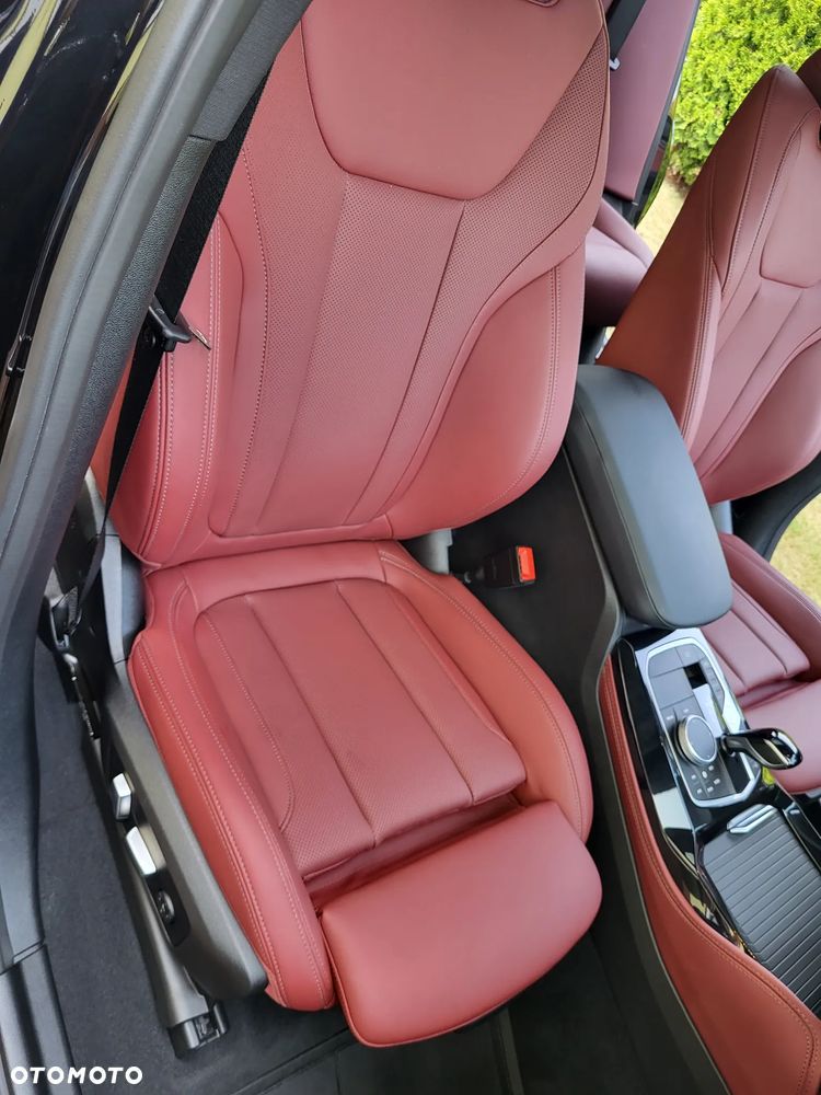 BMW X4 - 29