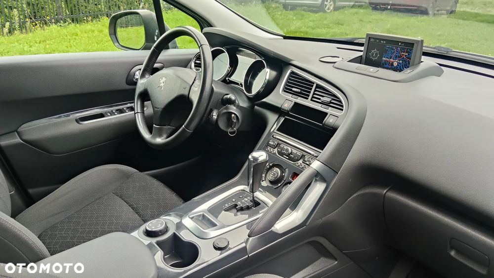 Peugeot 3008 e-HDi 115 ETG6 Stop&Start Allure - 8