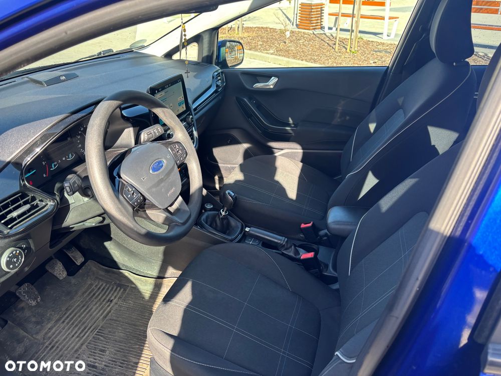 Ford Fiesta - 11