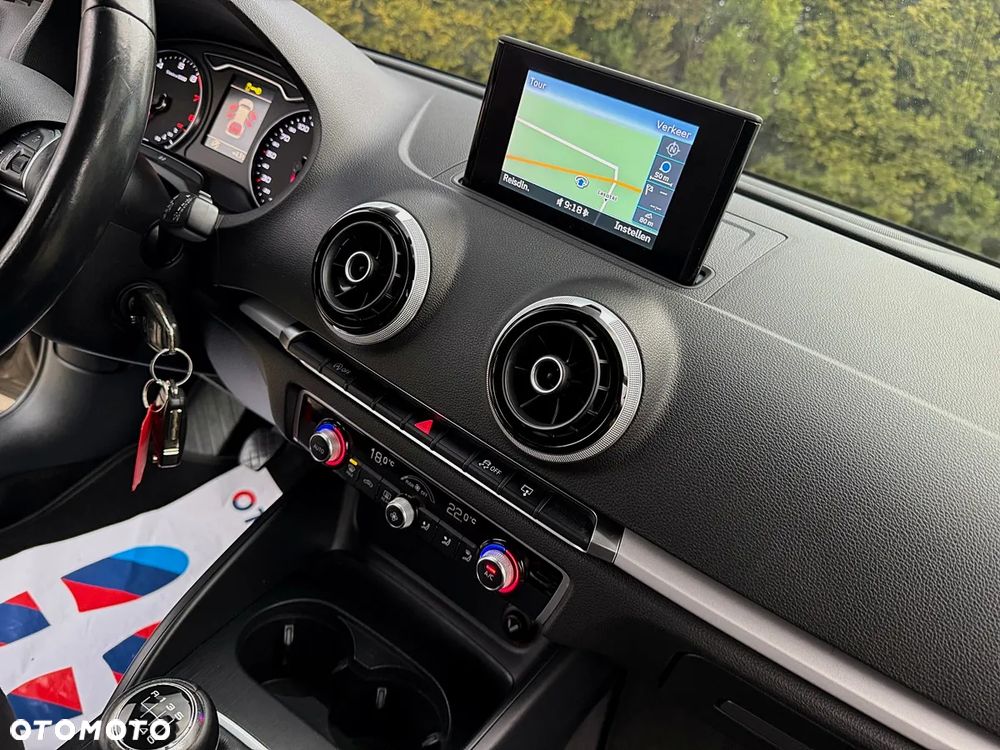 Audi A3 Sportback 1.4 TFSI Attraction - 19