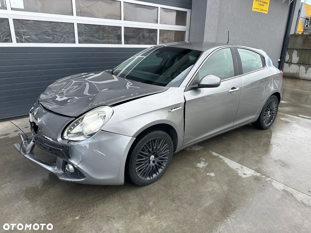 Alfa Romeo Giulietta 2.0 JTDM Distinctive - 5