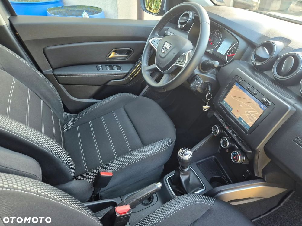 Dacia Duster SCe 115 2WD Prestige - 11