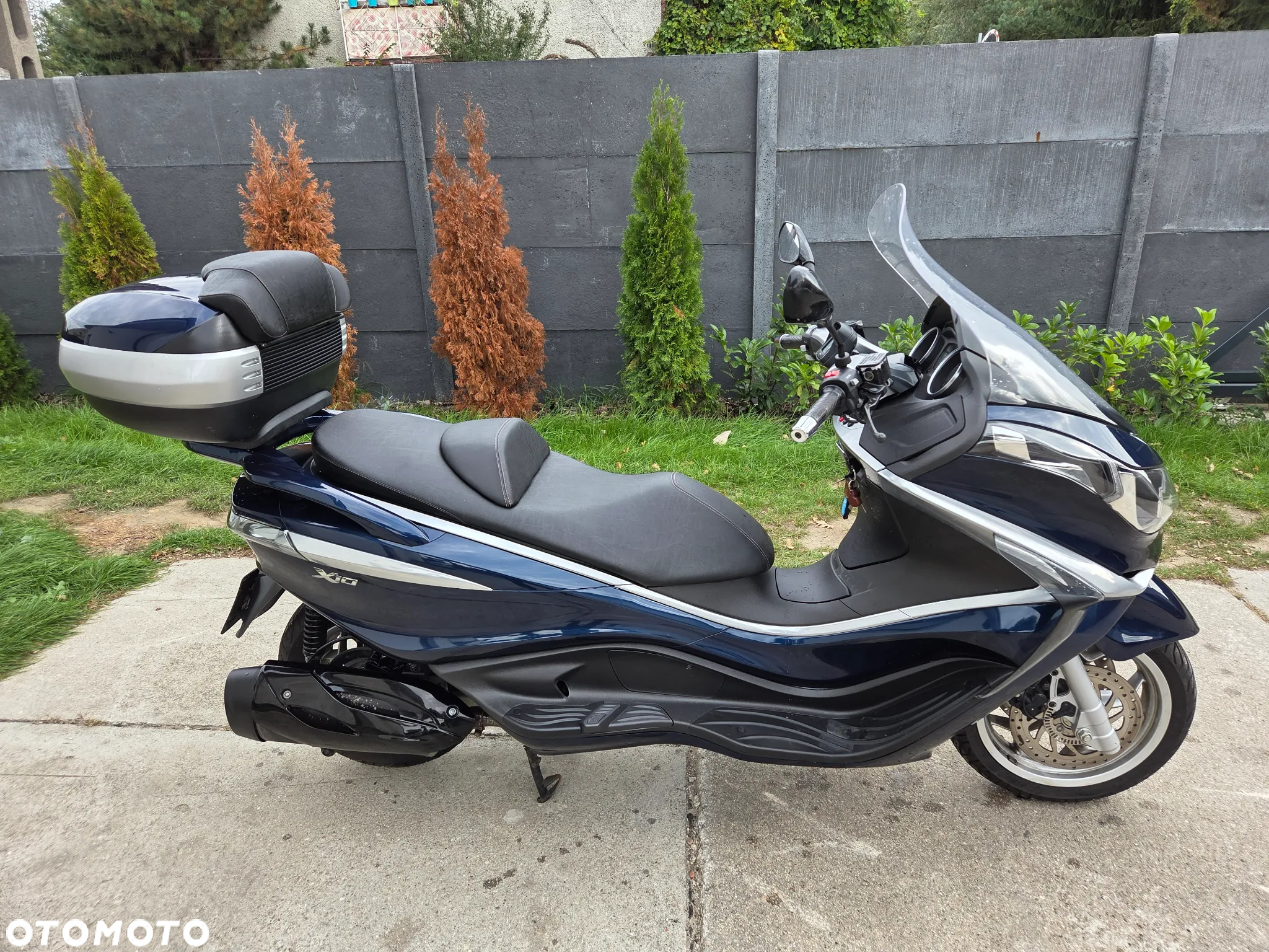 Piaggio X10 - 2