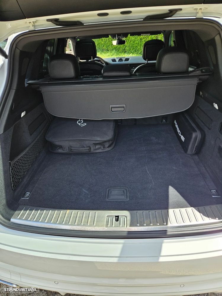 Porsche Cayenne S - 14