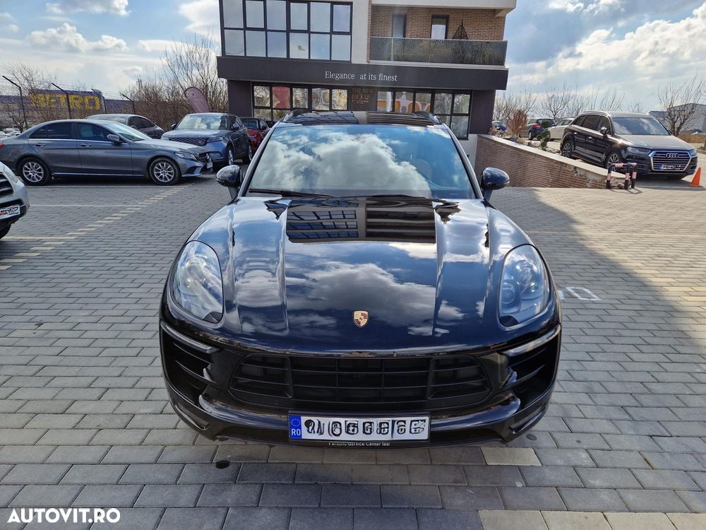 Porsche Macan - 2