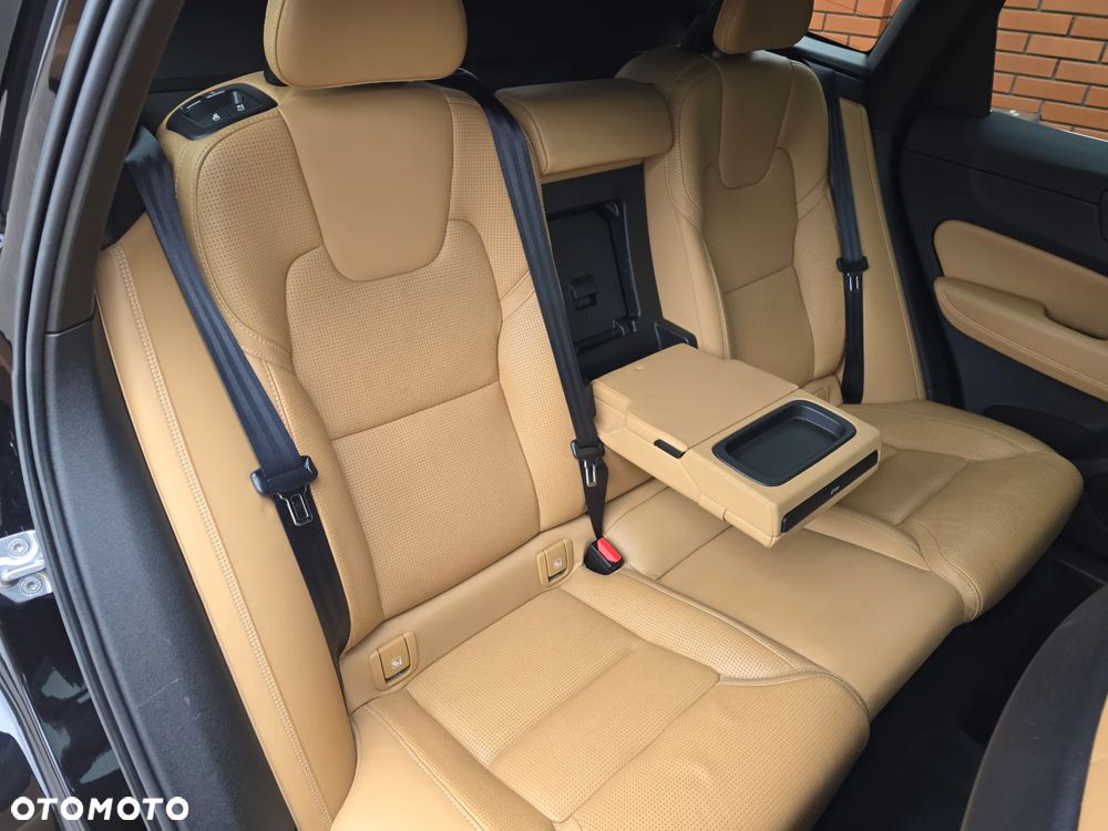 Volvo XC 60 D4 SCR AWD Inscription - 23