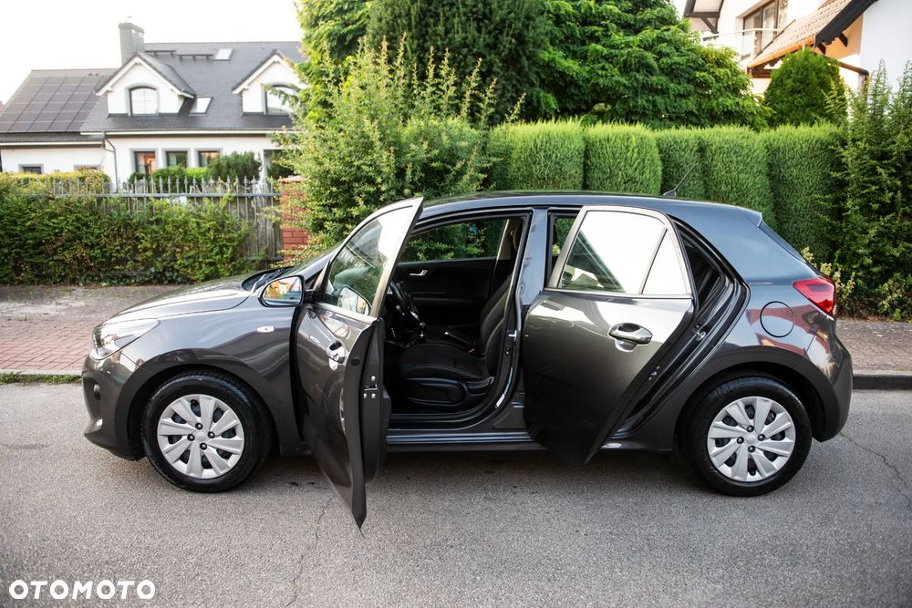 Kia Rio 1.2 L Business Line - 16