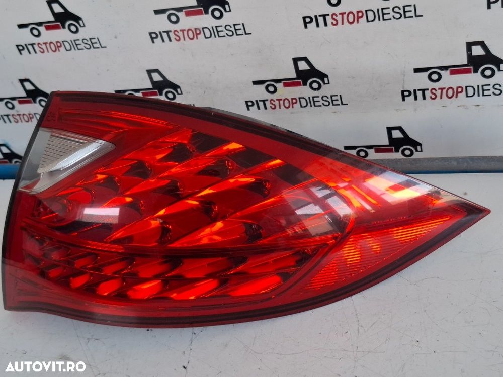 Stop dreapta Porsche Cayenne 958 2010 2011 2012 2013 2014 7P5945096T 89090762 - 4