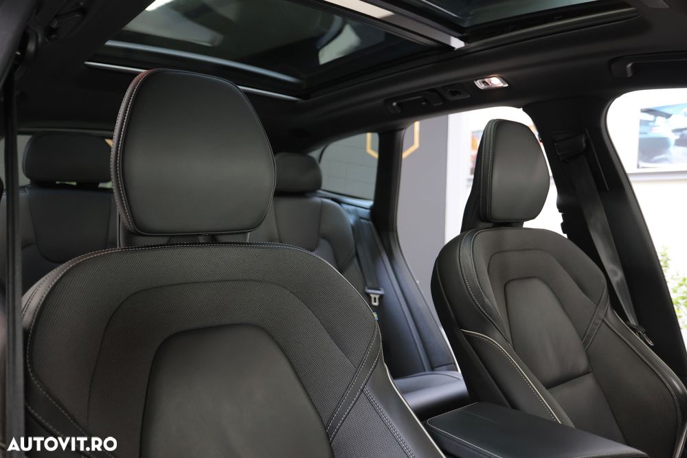 Volvo XC 60 T6 AWD Recharge Geartronic RDesign - 10