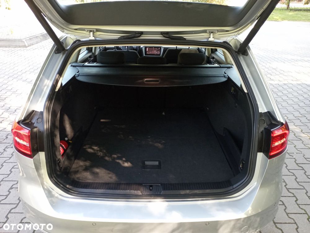 Volkswagen Passat 2.0 TDI BMT Comfortline DSG7 - 31