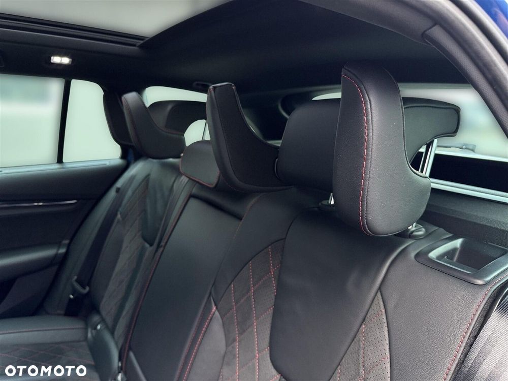 Skoda Octavia 2.0 TDI RS DSG - 32