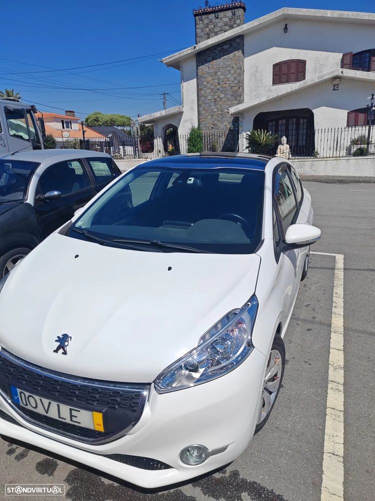 Peugeot 208 e-HDi FAP 92 Stop&Start Style - 2