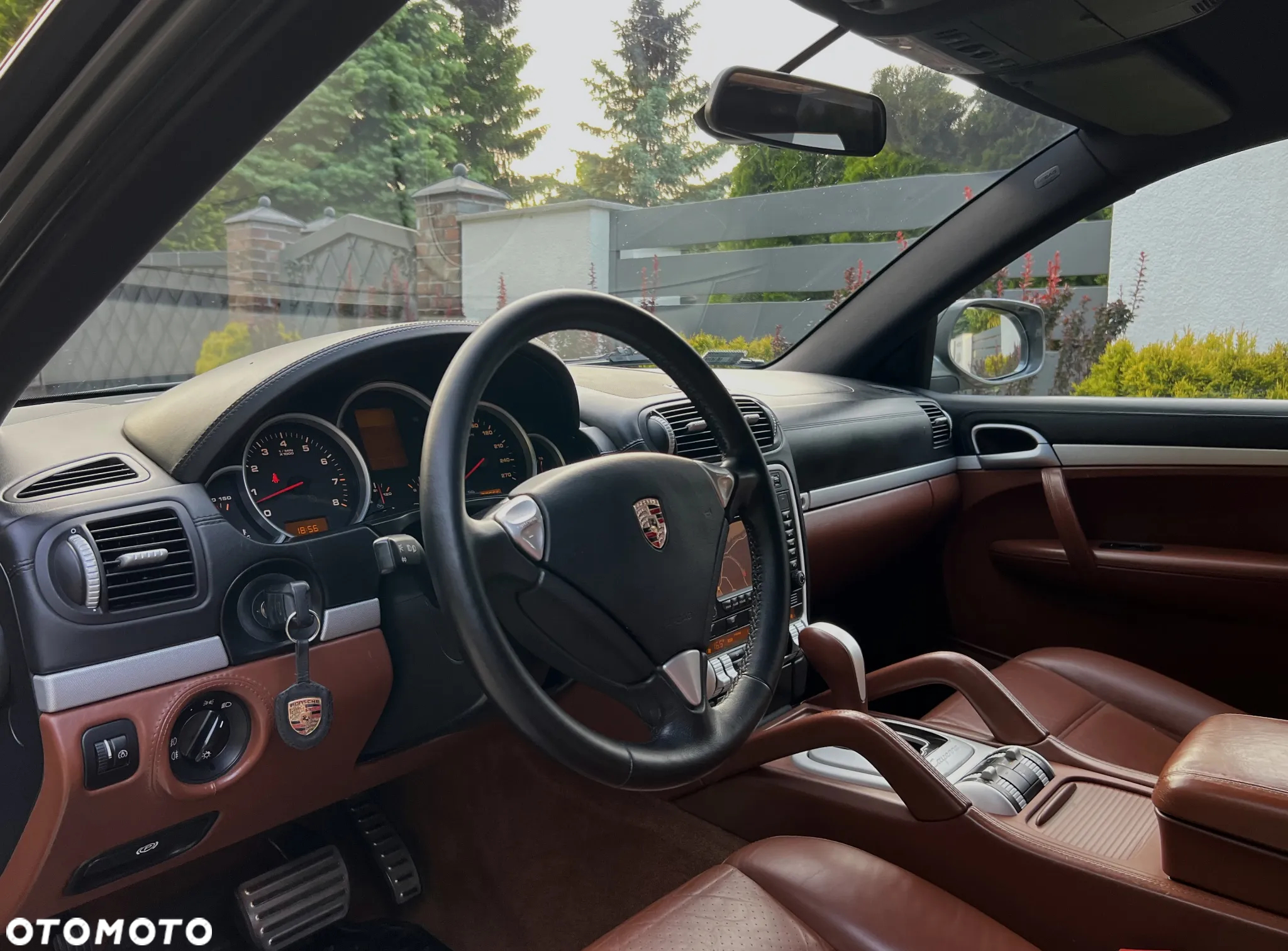 Porsche Cayenne - 11
