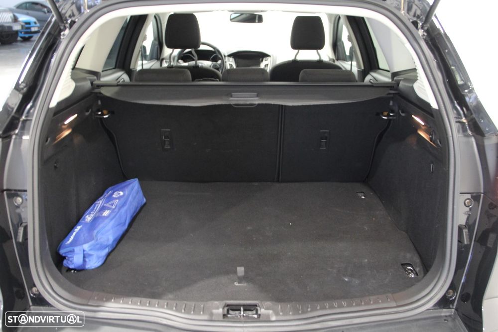 Ford Focus SW 1.5 TDCi Titanium - 25