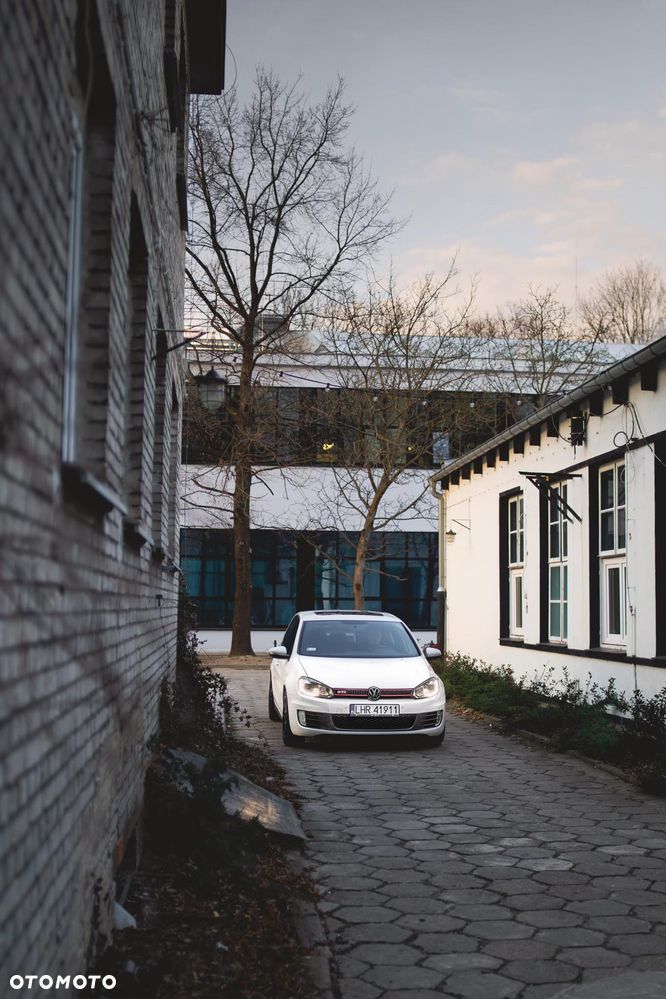 Volkswagen Golf 2.0 TSI GTI DSG - 8