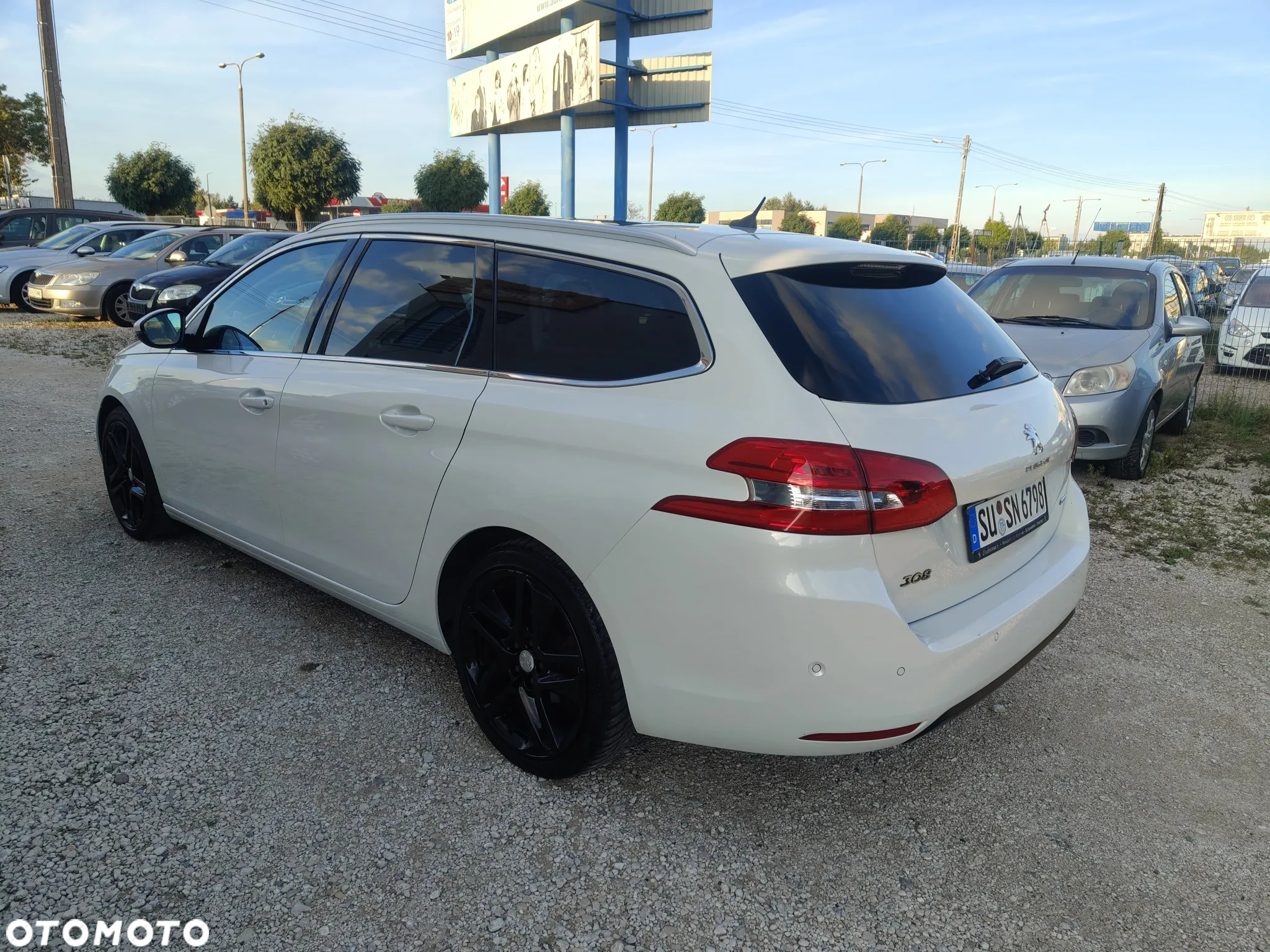 Peugeot 308 SW BlueHDi 150 Automatik Stop & Start Allure - 4