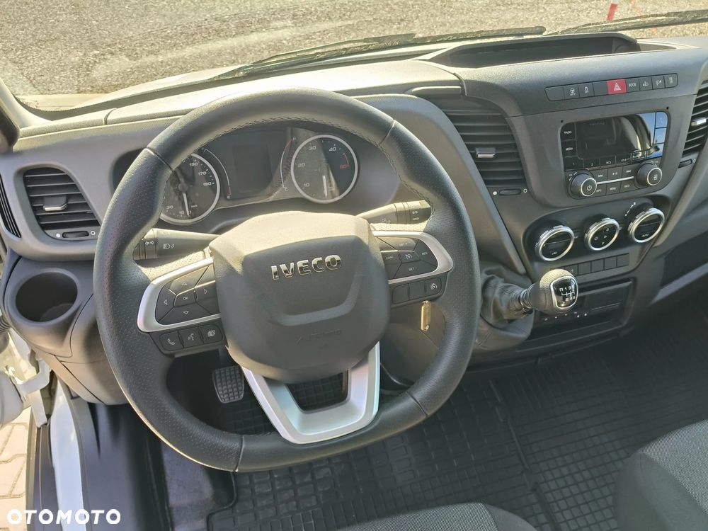 Iveco DAILY 70C18 / SKRZYNIA / FABRYCZNIE NOWE / NA PODUSZKACH / - 24
