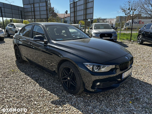 BMW Seria 3 318d