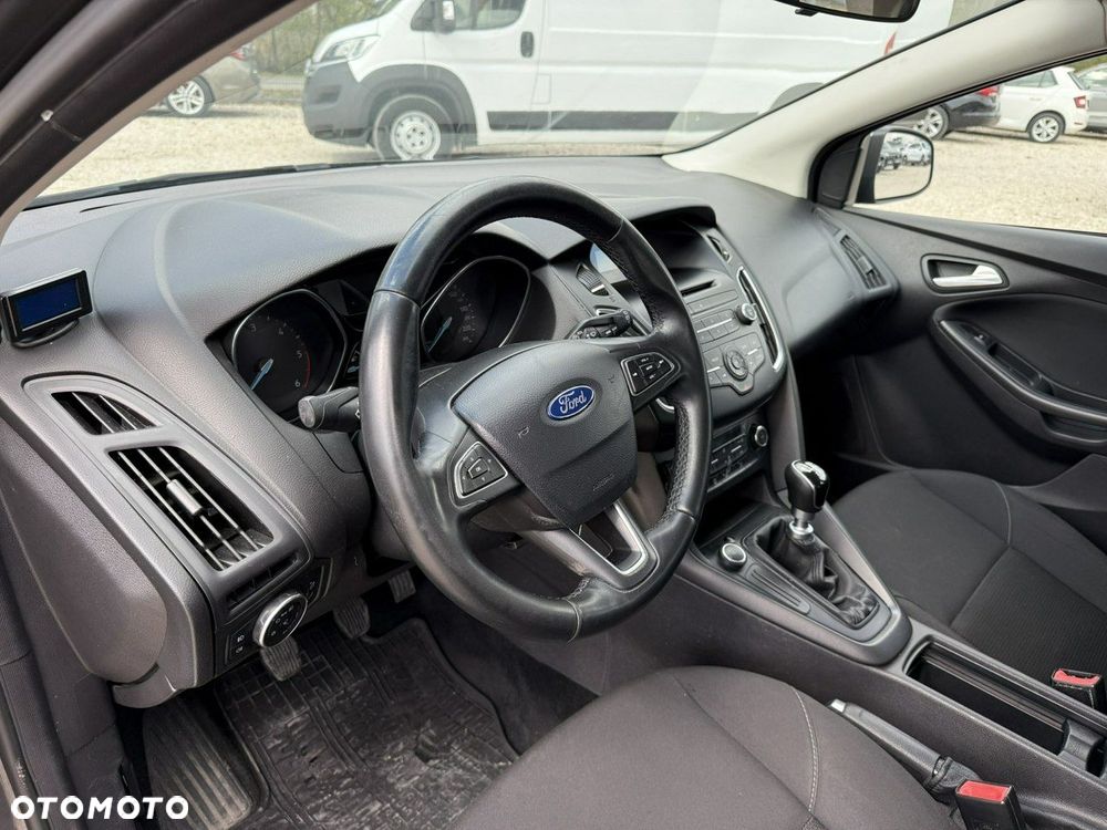 Ford Focus - 20