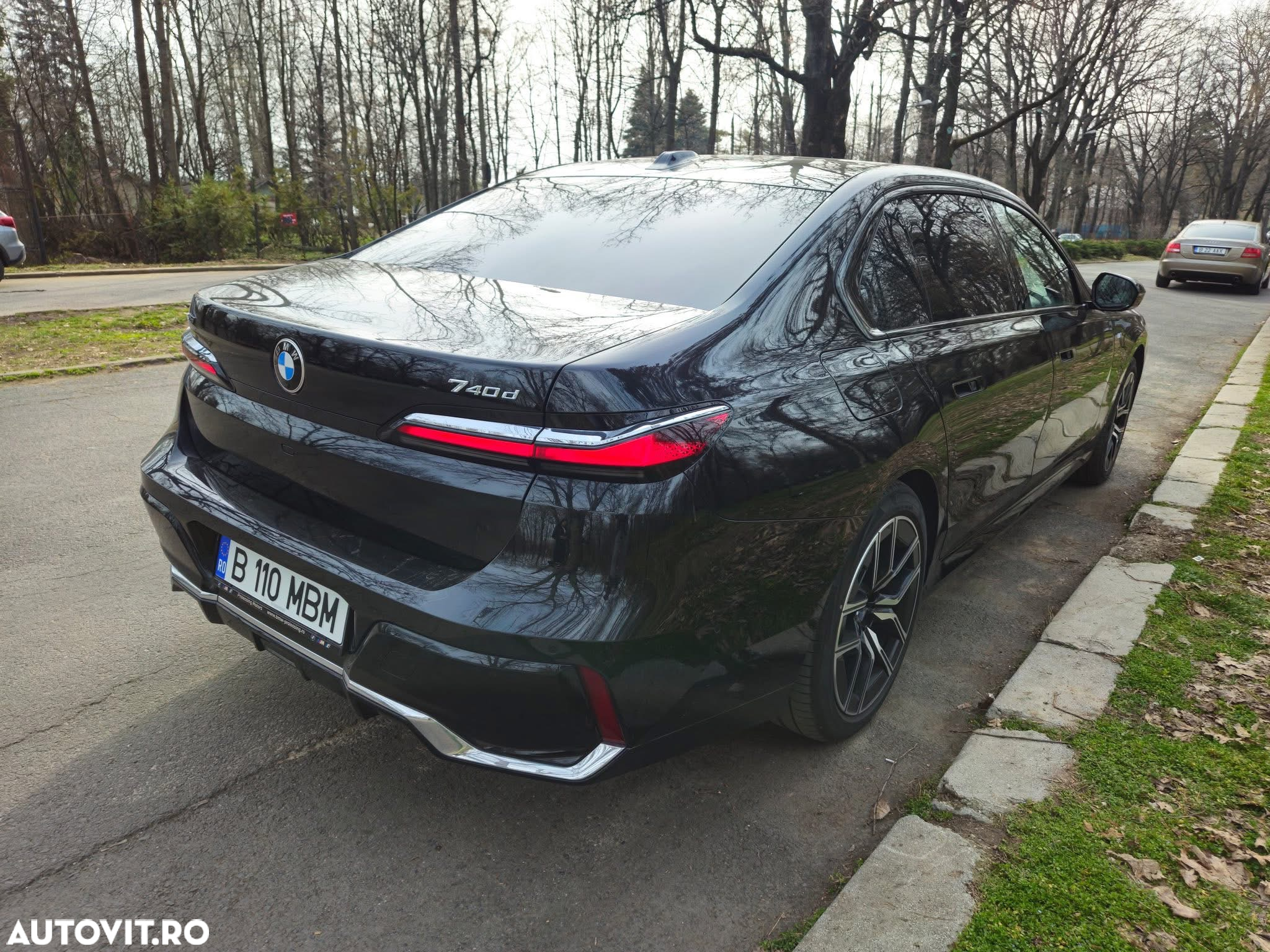 BMW Seria 7 740d xDrive MHEV - 2