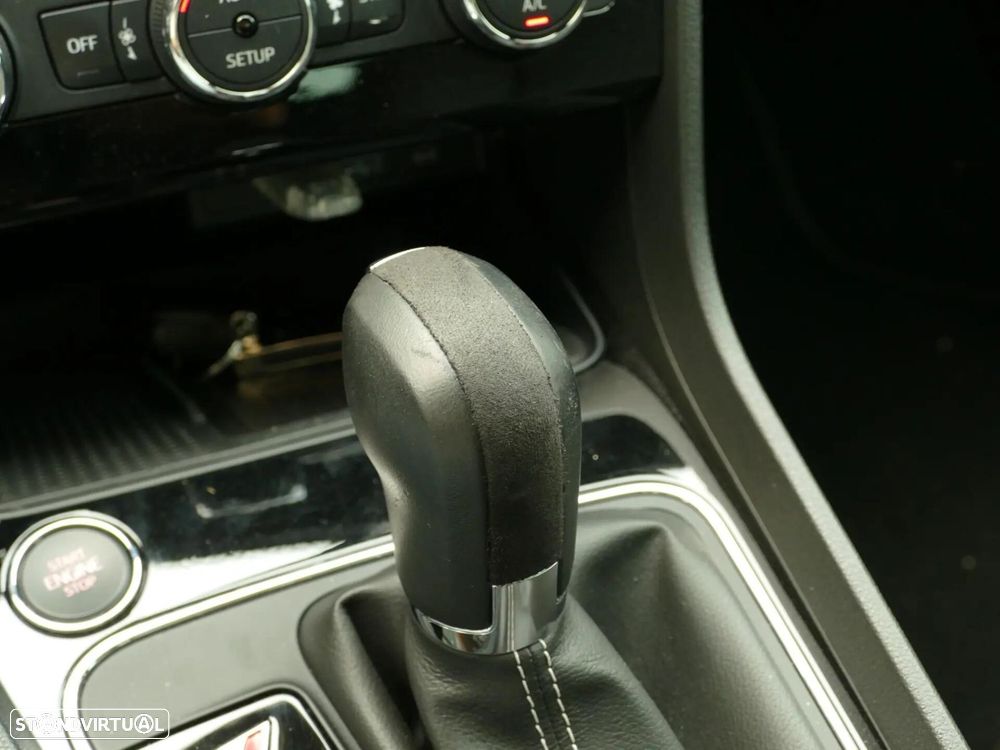 SEAT Leon 2.0 TSI Cupra DSG S/S - 28
