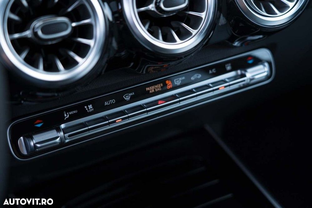 Mercedes-Benz EQB 300 4MATIC - 23