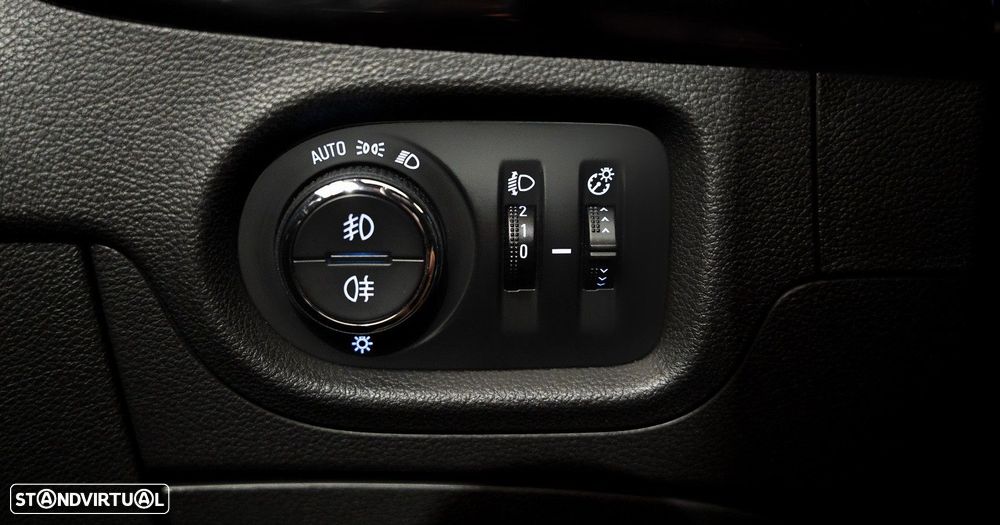 Opel Astra 1.6 CDTI Dynamic Sport S/S - 10