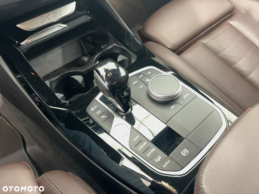 BMW X3 xDrive30i mHEV - 13