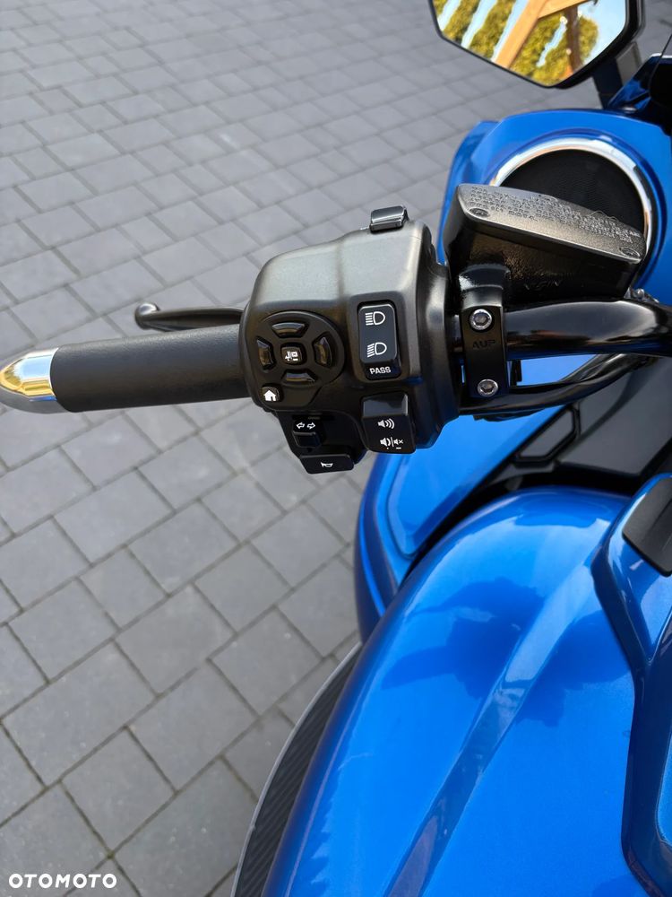 Yamaha XV - 11