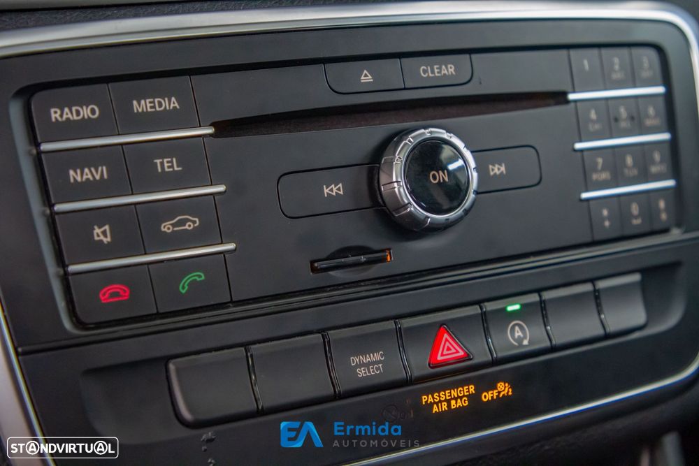 Mercedes-Benz GLA 220 d AMG Line - 45