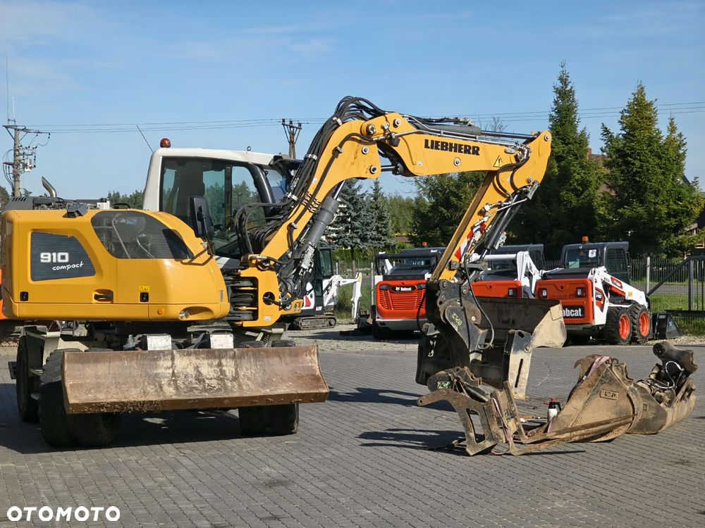 Liebherr A 910 Compact Litronic - 6