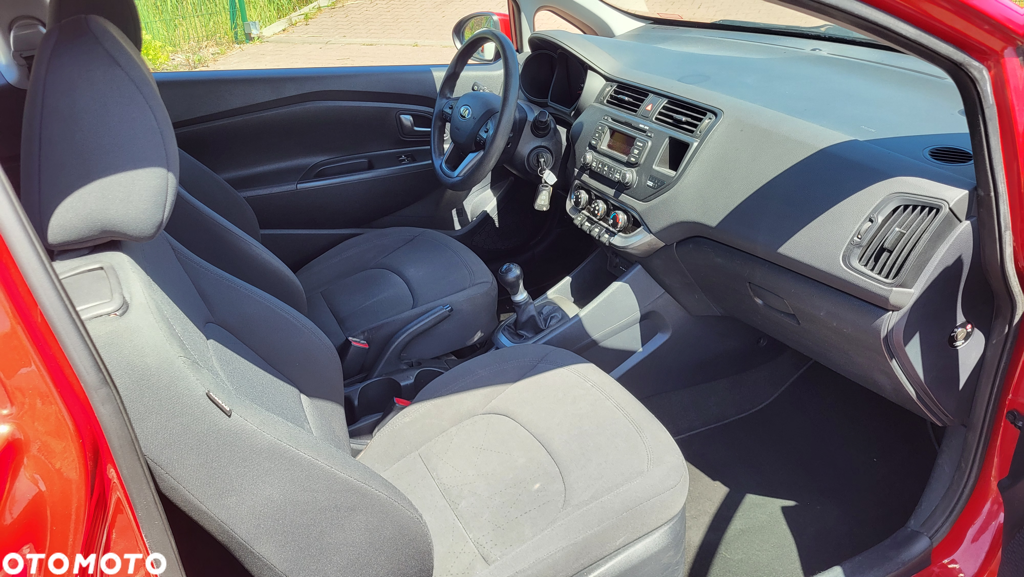 Kia Rio 1.2 Dream Team Edition - 6