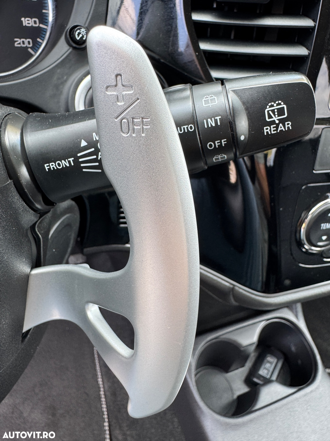 Mitsubishi Outlander 2.0 4WD Plug-In Hybrid - 21