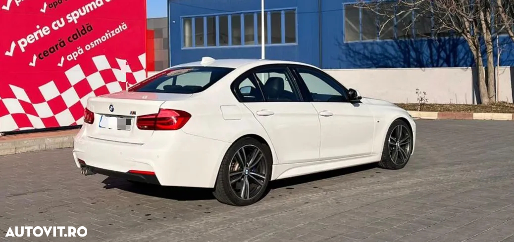BMW Seria 3 320d xDrive Standard - 4