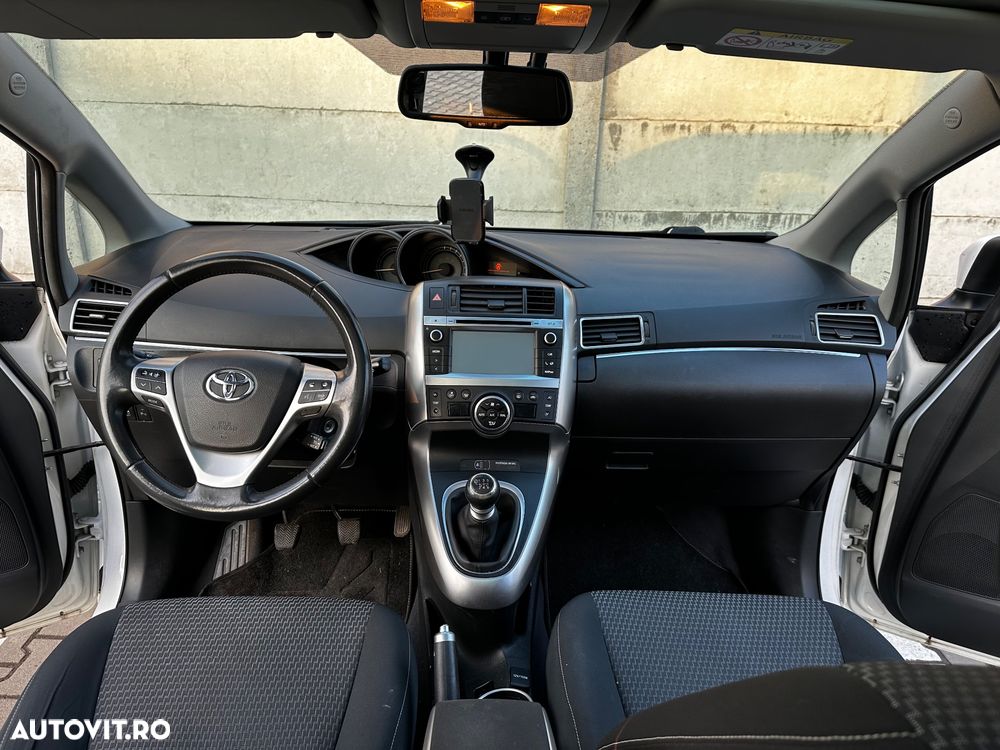 Toyota Verso - 10