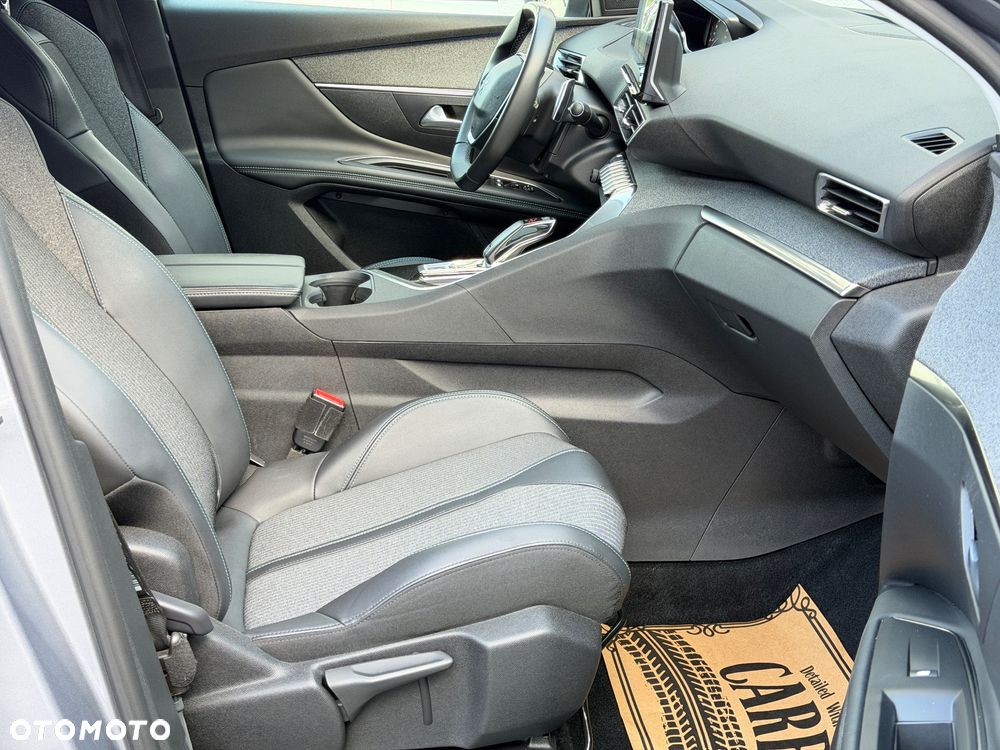 Peugeot 3008 BlueHDi 130 Stop & Start EAT8 Allure - 14
