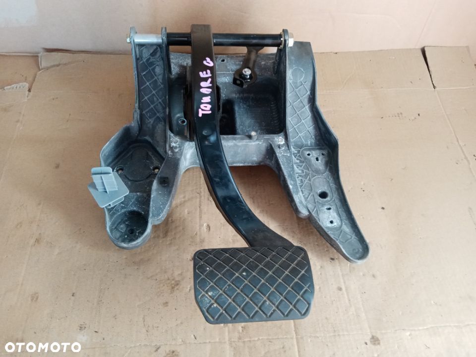Pedał hamulca automat VW Touareg 7L0723031F - 1