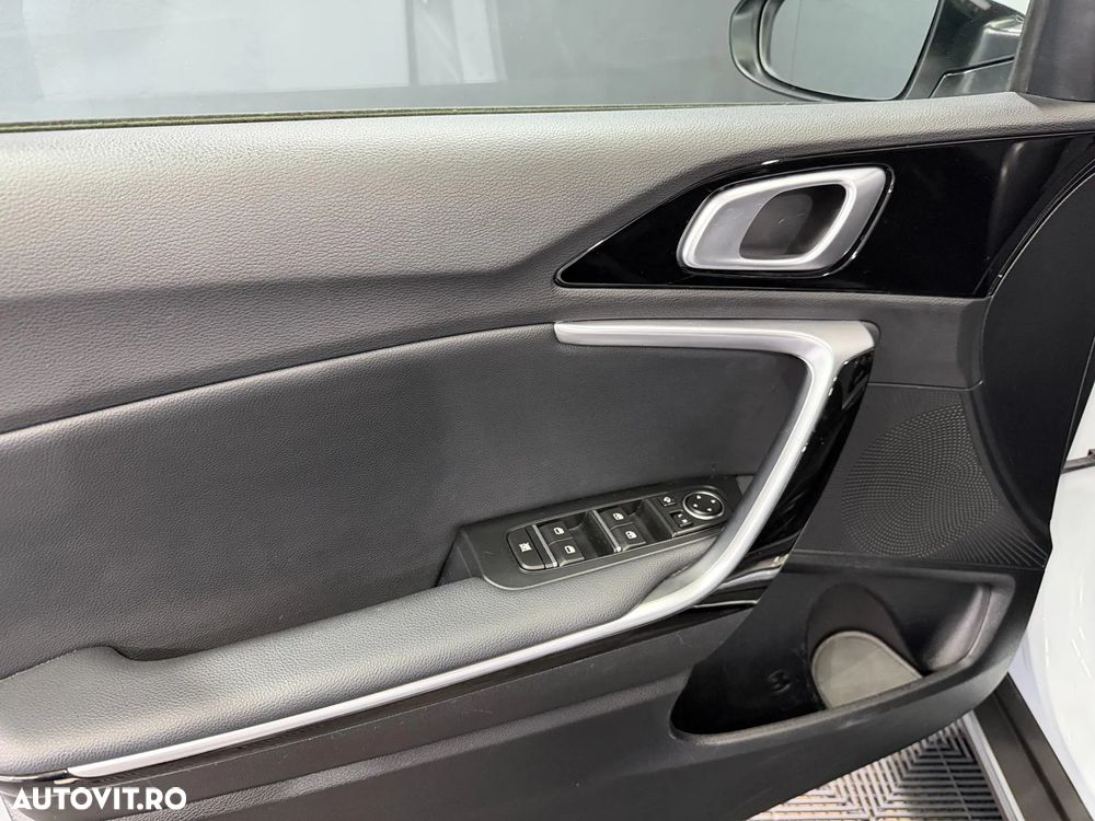 Kia XCeed 1.6 GDI DCT6 OPF VISION - 25