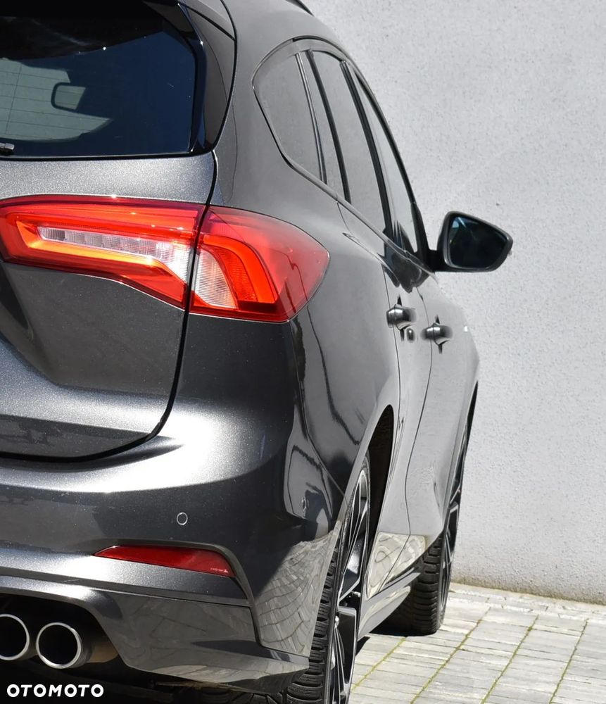 Ford Focus 1.5 EcoBlue STart-Stopp-System ST-LINE - 12