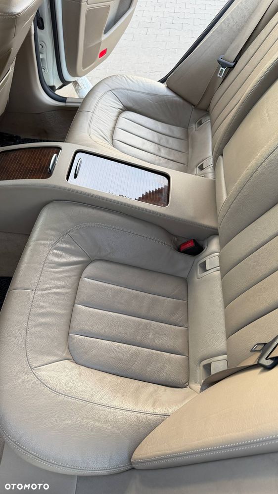 Mercedes-Benz CLS 500 4Matic 7G-TRONIC - 10