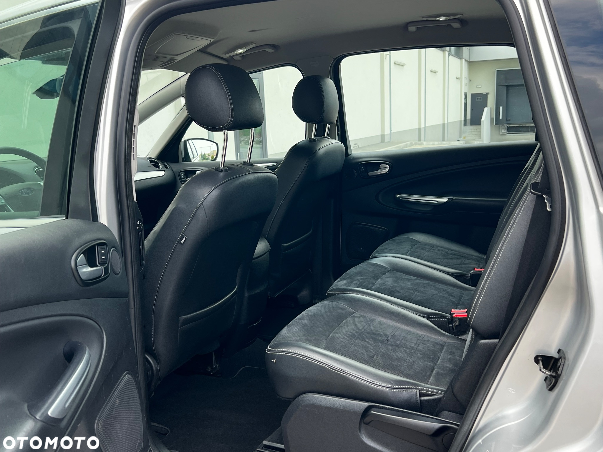 Ford S-Max 2.2 TDCi DPF Titanium X - 7