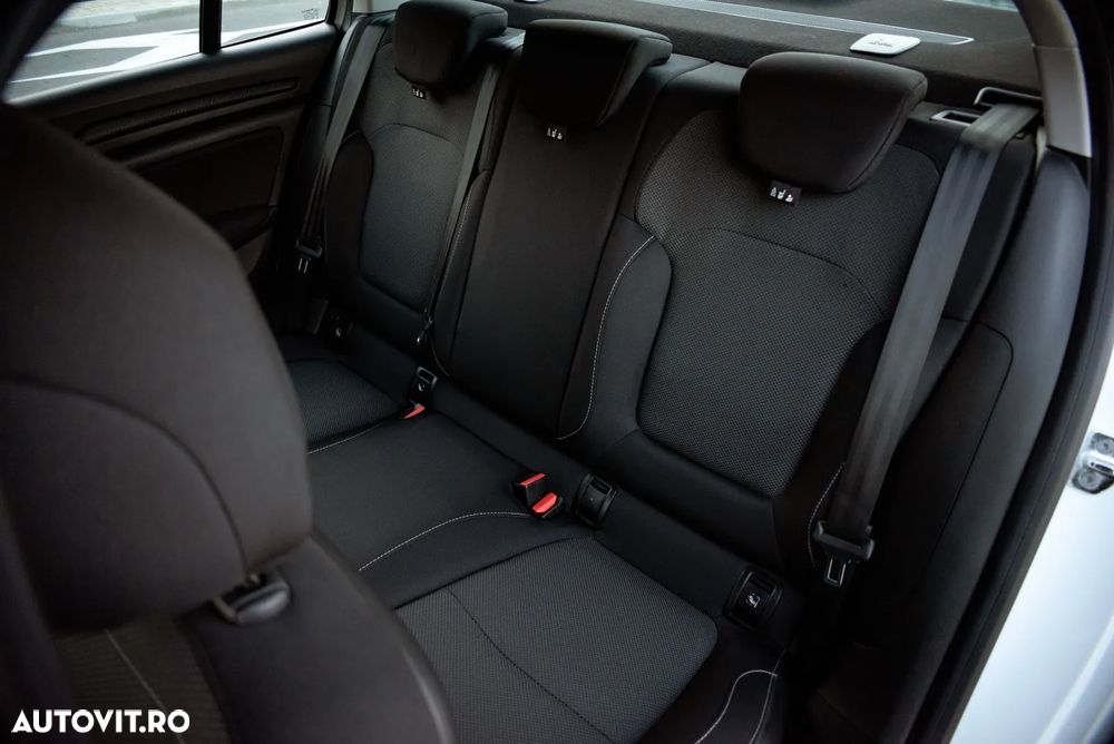 Renault Megane TCE 114 GPF Zen - 15