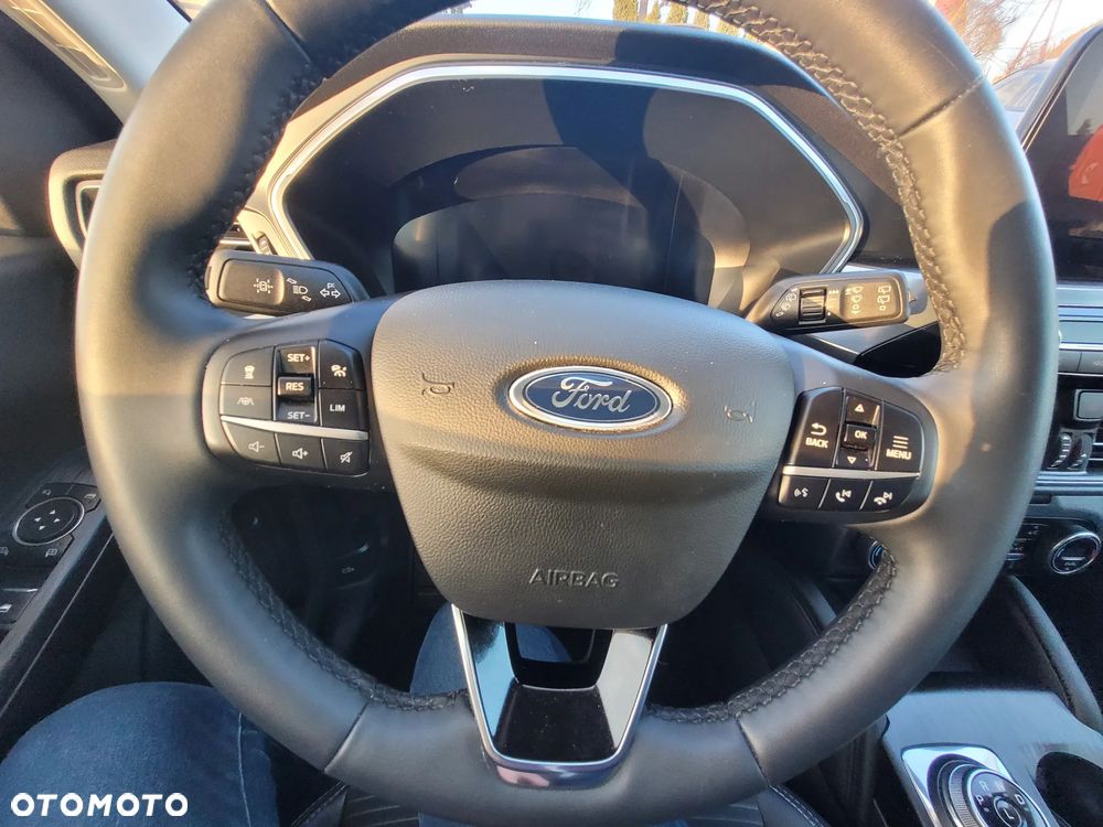 Ford Kuga 1.5 EcoBlue TITANIUM - 28