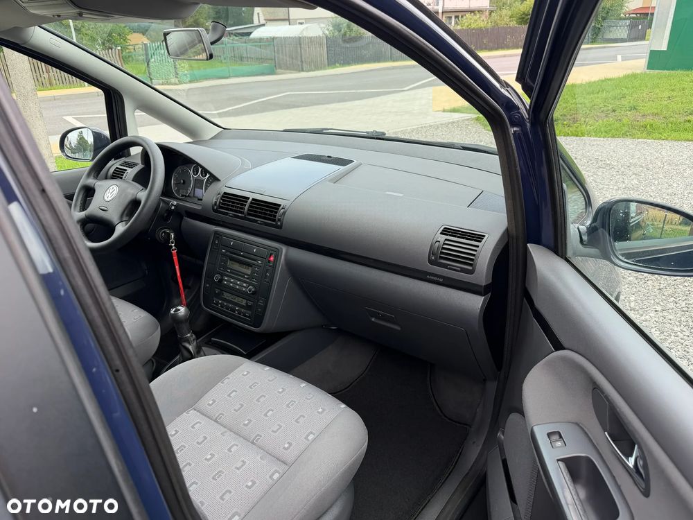 Volkswagen Sharan 1.8 5V Turbo Highline - 26