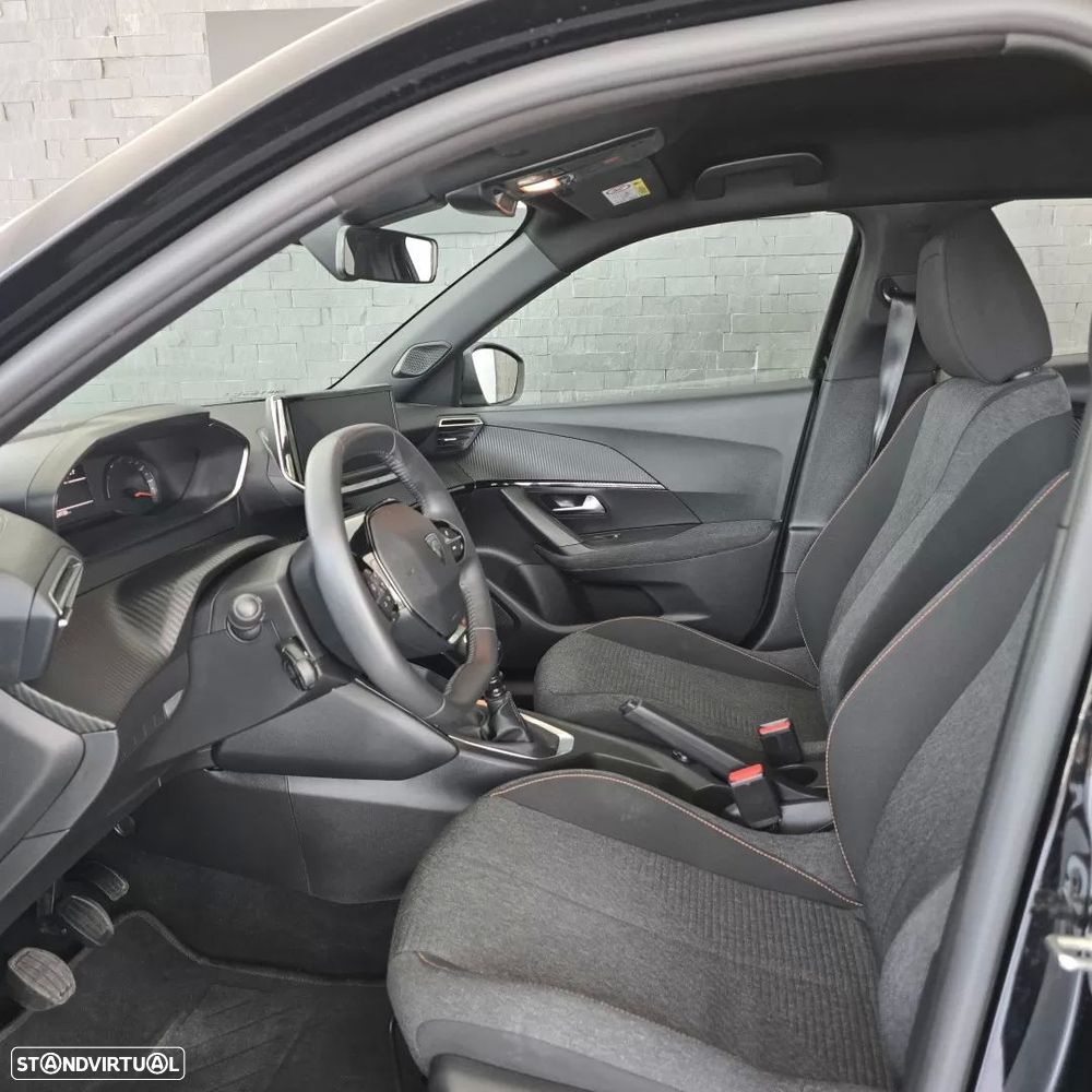 Peugeot 2008 1.2 PureTech Style - 21