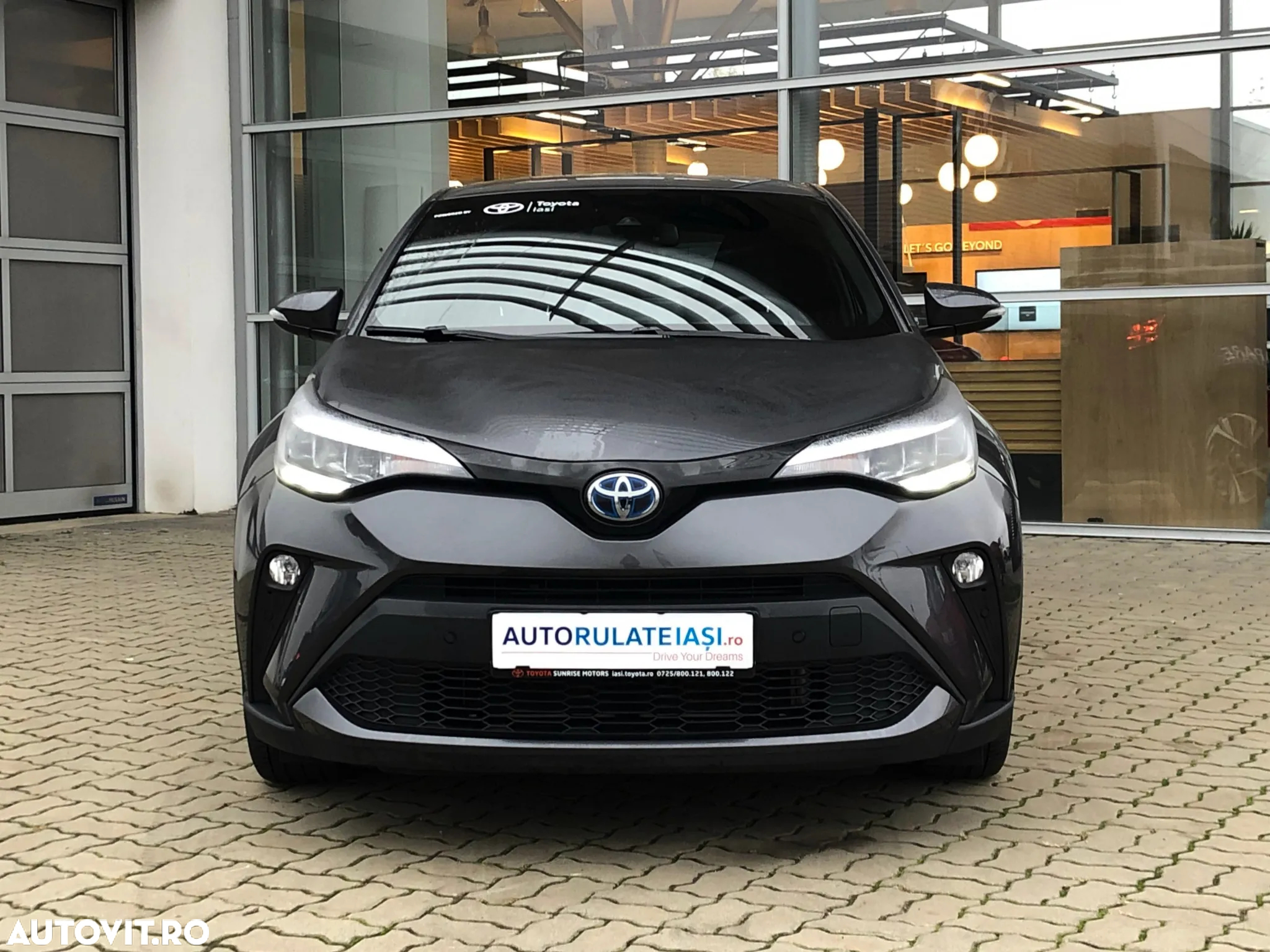 Toyota C-HR 1.8 HSD 122 CP 4x2 CVT Cult - 3