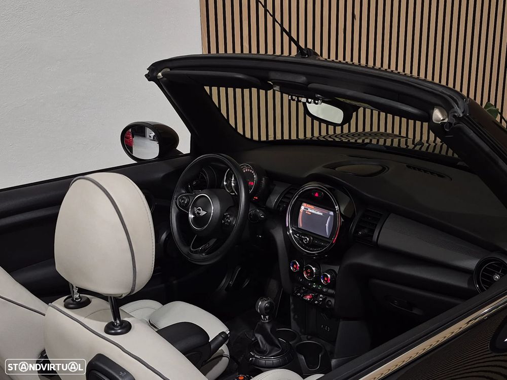 MINI Cabrio One - 17