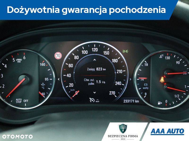 Opel Insignia - 10